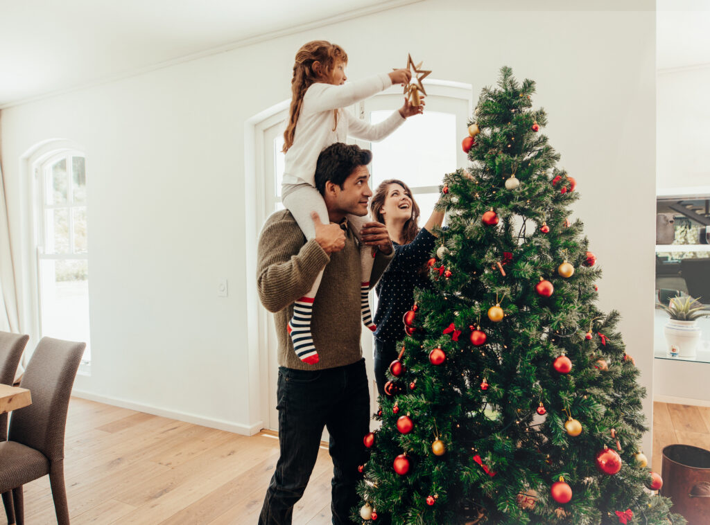 6 Christmas Eve Traditions to Make Lasting Memories with Your Family